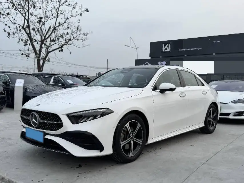 2023 Mercedes-Benz A Class 1.3T 163HP L4 7DCT