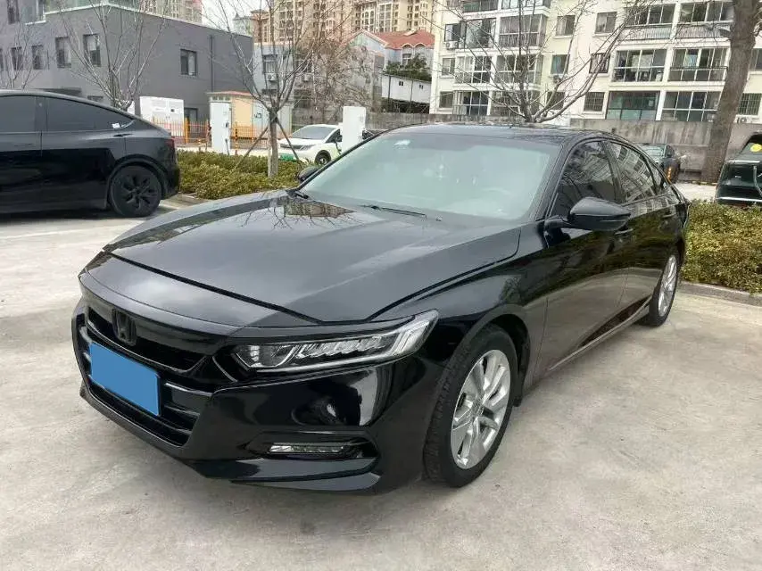 2018 Honda Accord 1.5T 194HP L4 CVT