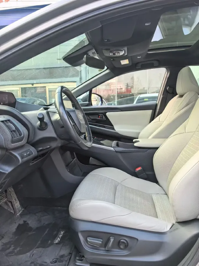 2022 Toyota bZ4X BEV 66.7KWH,autocango,china used car exporter,china ev exporter,chinese used car exporter,chinese used ev exporter