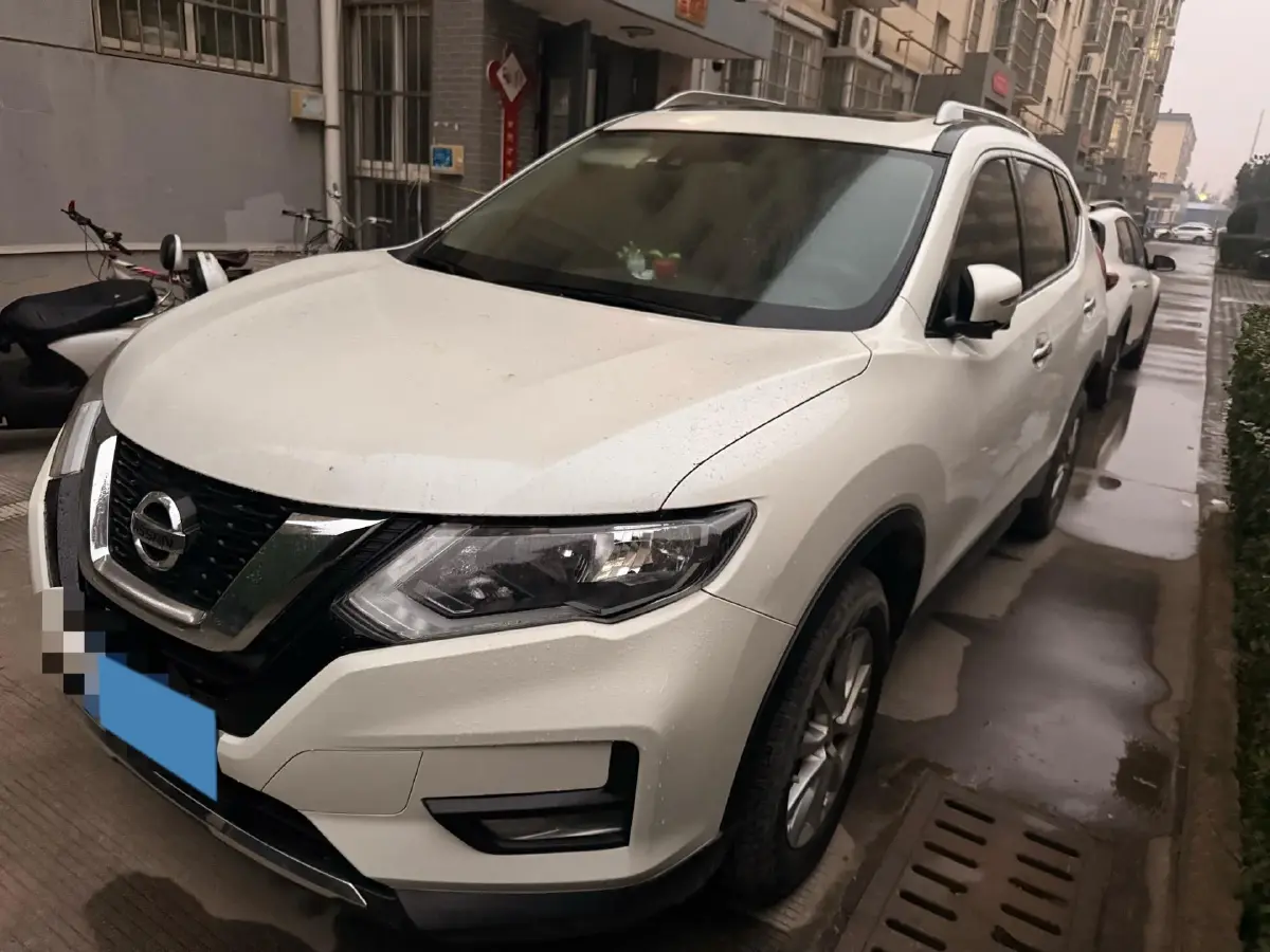 2020 Nissan X-Trail 2.0L 154HP L4 CVT