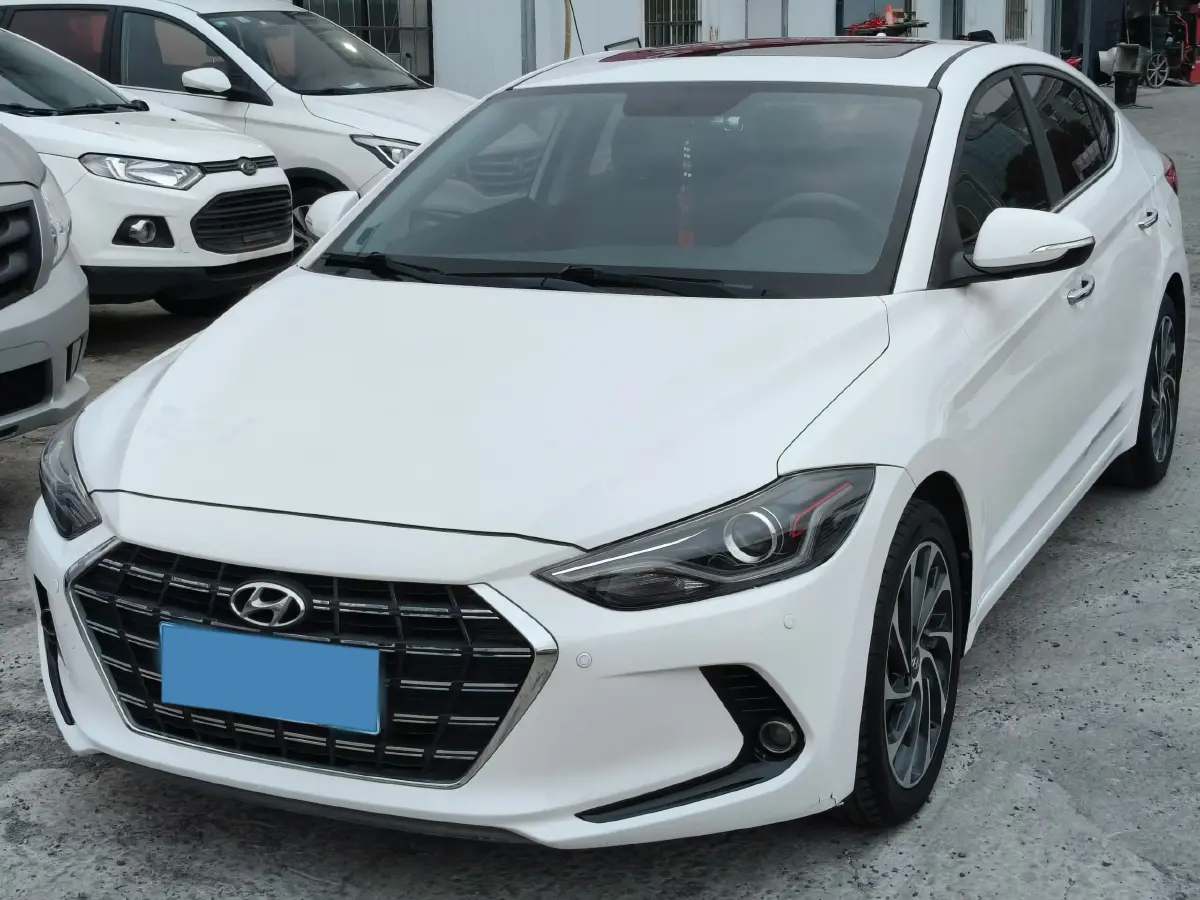 2019 Hyundai Elantra 1.5L 115HP L4 CVT