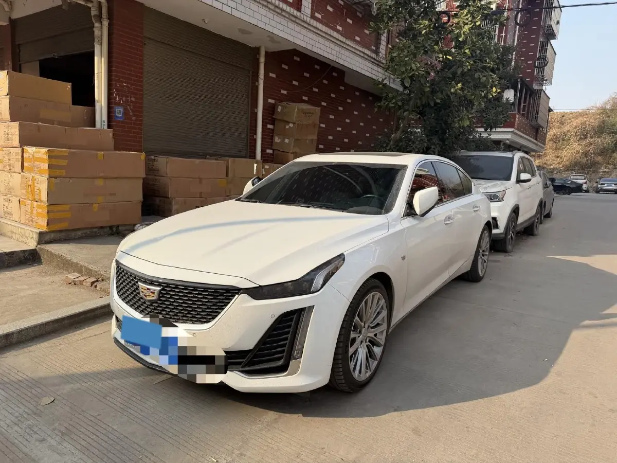 2021 Cadillac CT5 2.0T 237HP L4 10AT