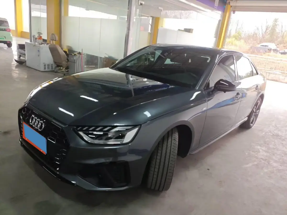 2020 Audi A4L 2.0T 190HP L4 7DCT