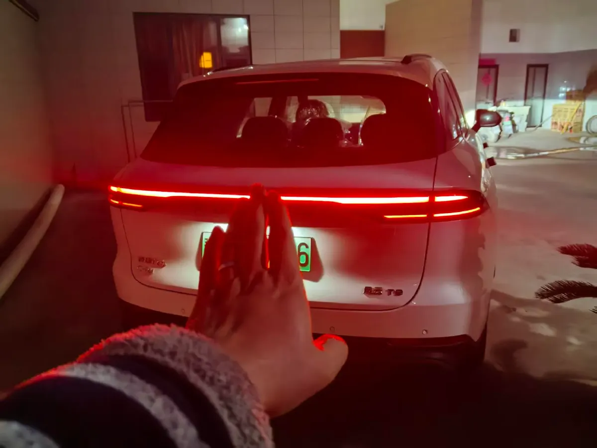 2025 Fulwin FulwinT9 1.5T 156HP L4 1DHT PHEV,autocango,china used car exporter,china ev exporter,chinese used car exporter,chinese used ev exporter