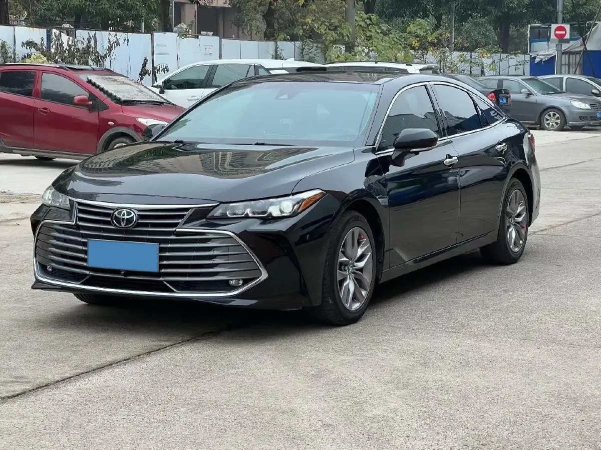 2019 Toyota Avalon 2.0L 178HP L4 CVT