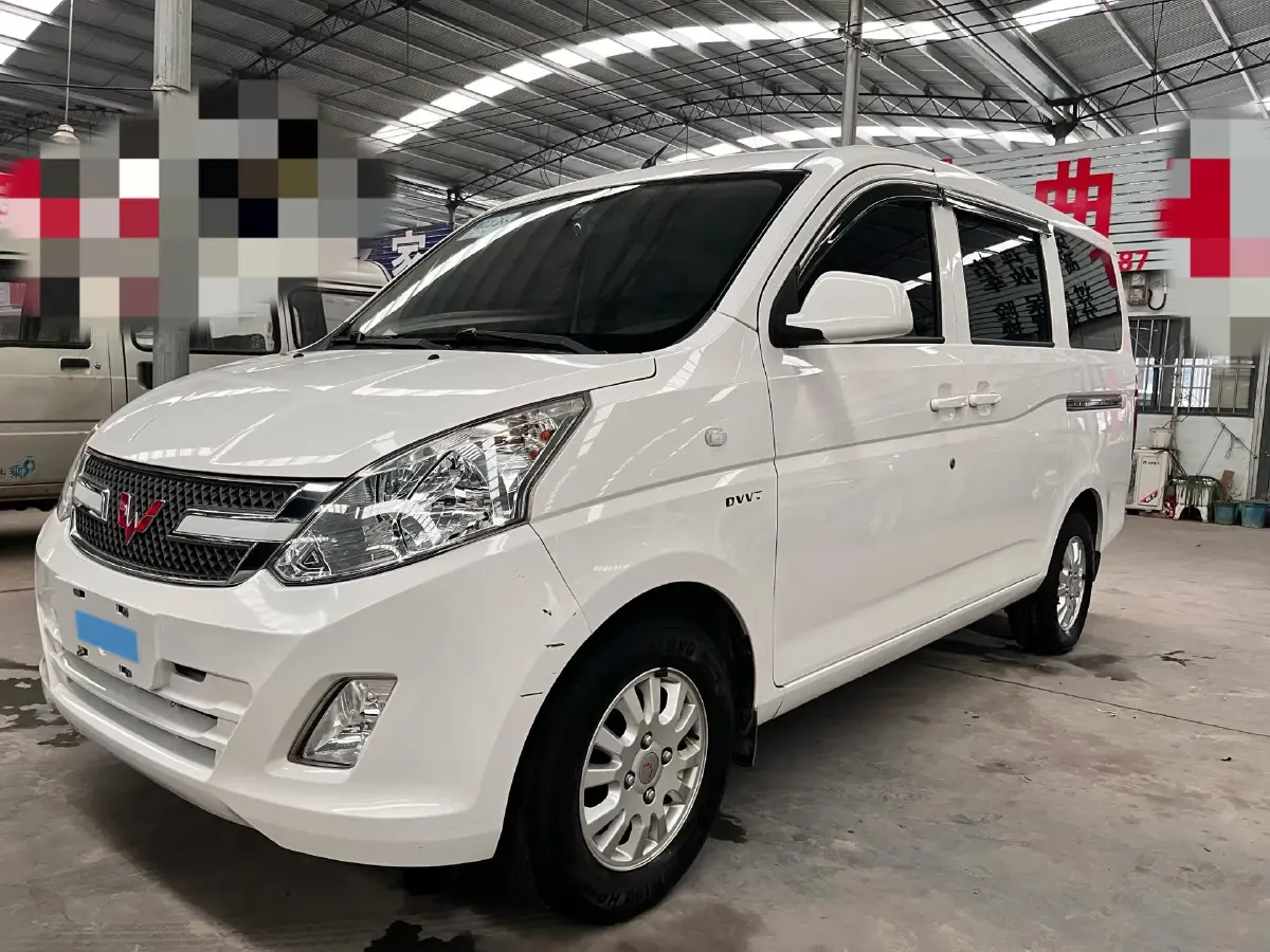 2016 WuLing RongGuang V 1.5L 112HP L4 5MT