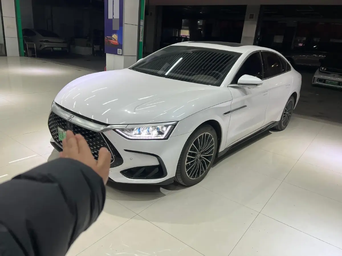 2022 Volkswagen Tiguan L 2.0T 186HP L4 7DCT