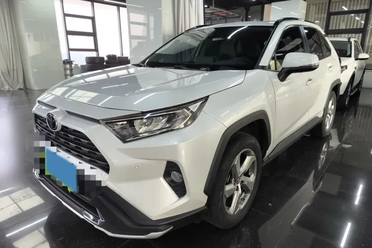 2021 Toyota RAV4 2.0L 171HP L4 CVT,autocango,china used car exporter,china ev exporter,chinese used car exporter,chinese used ev exporter