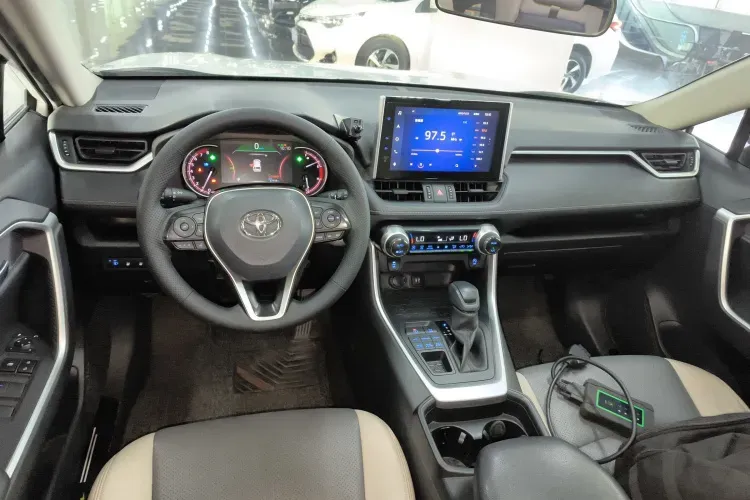 2021 Toyota RAV4 2.0L 171HP L4 CVT,autocango,china used car exporter,china ev exporter,chinese used car exporter,chinese used ev exporter