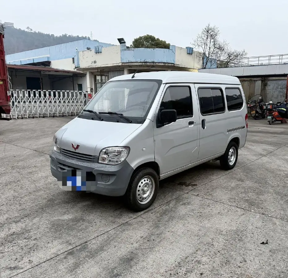 2020 WuLing ZhiGuang 1.2L 76HP L4 5MT