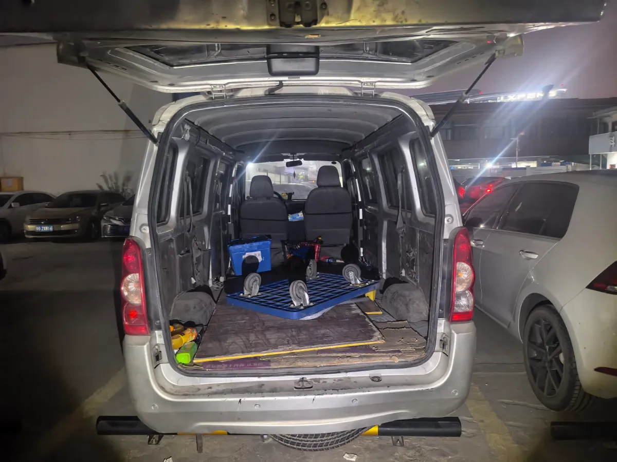 2022 WuLing RongGuang Mini Truck EV BEV 41.5KWH,autocango,china used car exporter,china ev exporter,chinese used car exporter,chinese used ev exporter