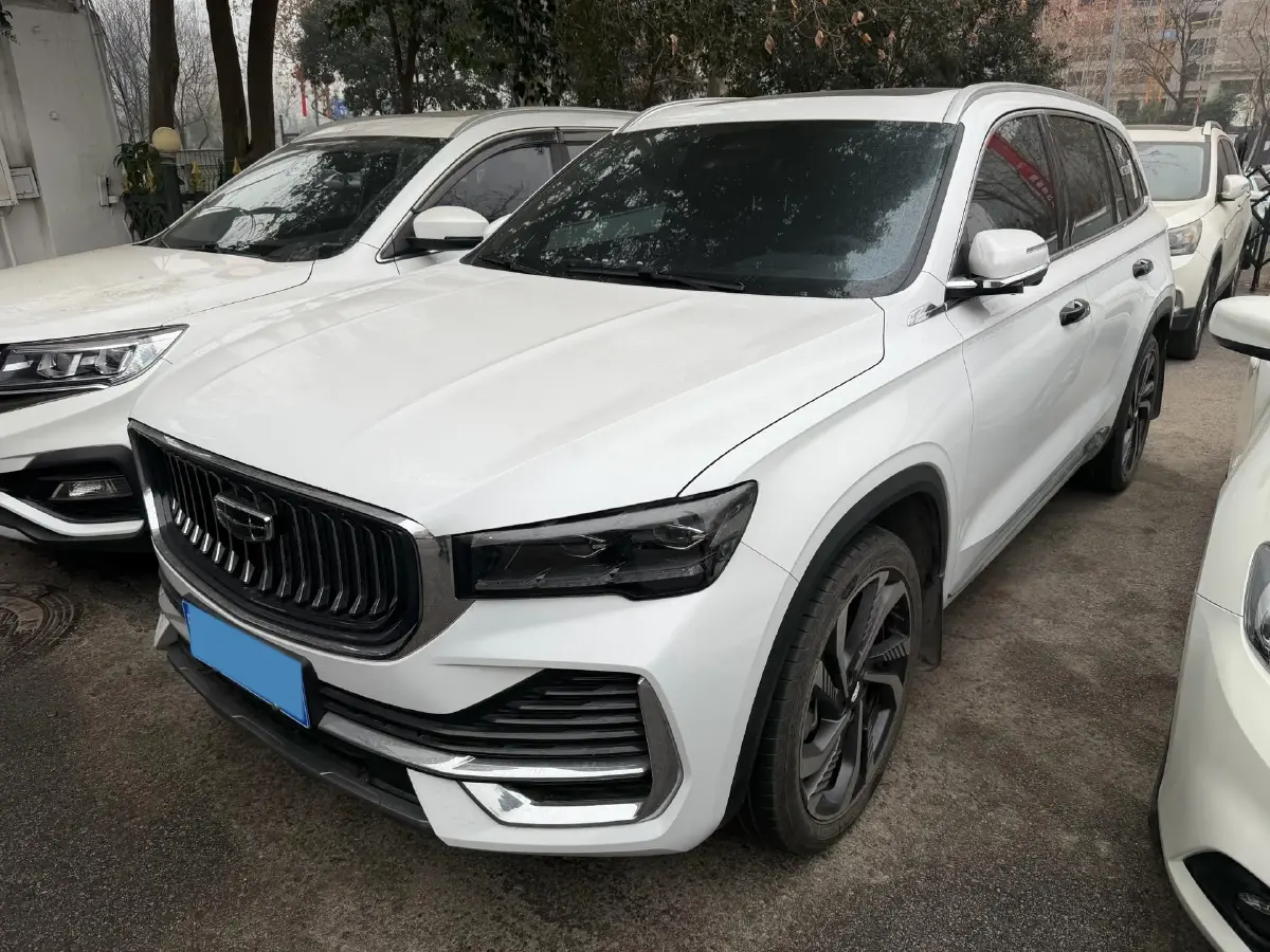 2024 Geely Monjaro 2.0T 238HP L4 8AT