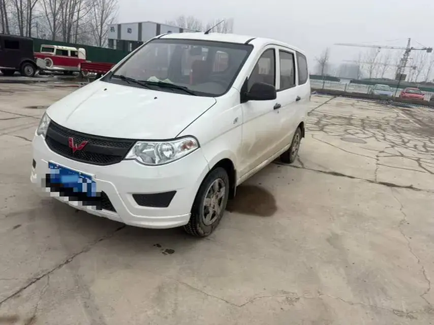 2020 WuLing HongGuang V 1.2L 76HP L4 5MT