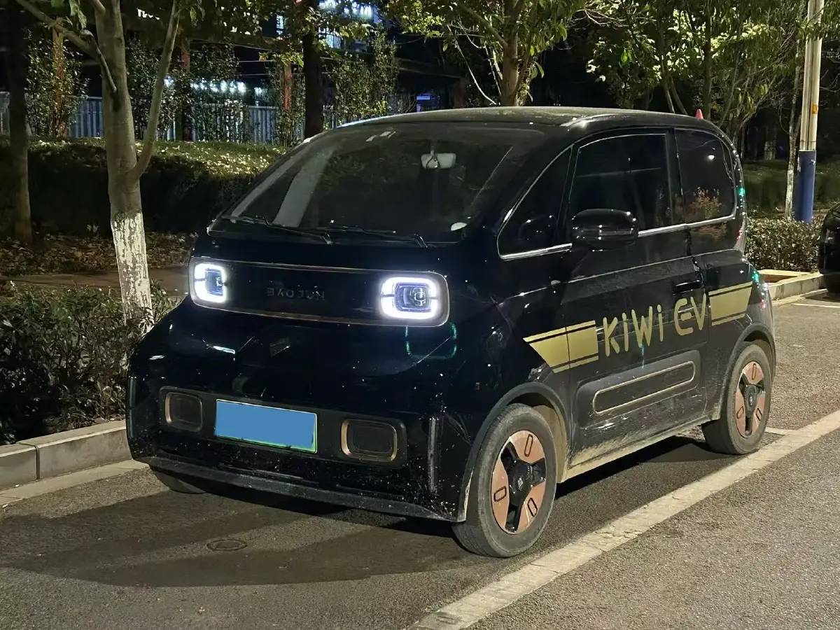 2022 BaoJun KiWi EV BEV 31.9KWH