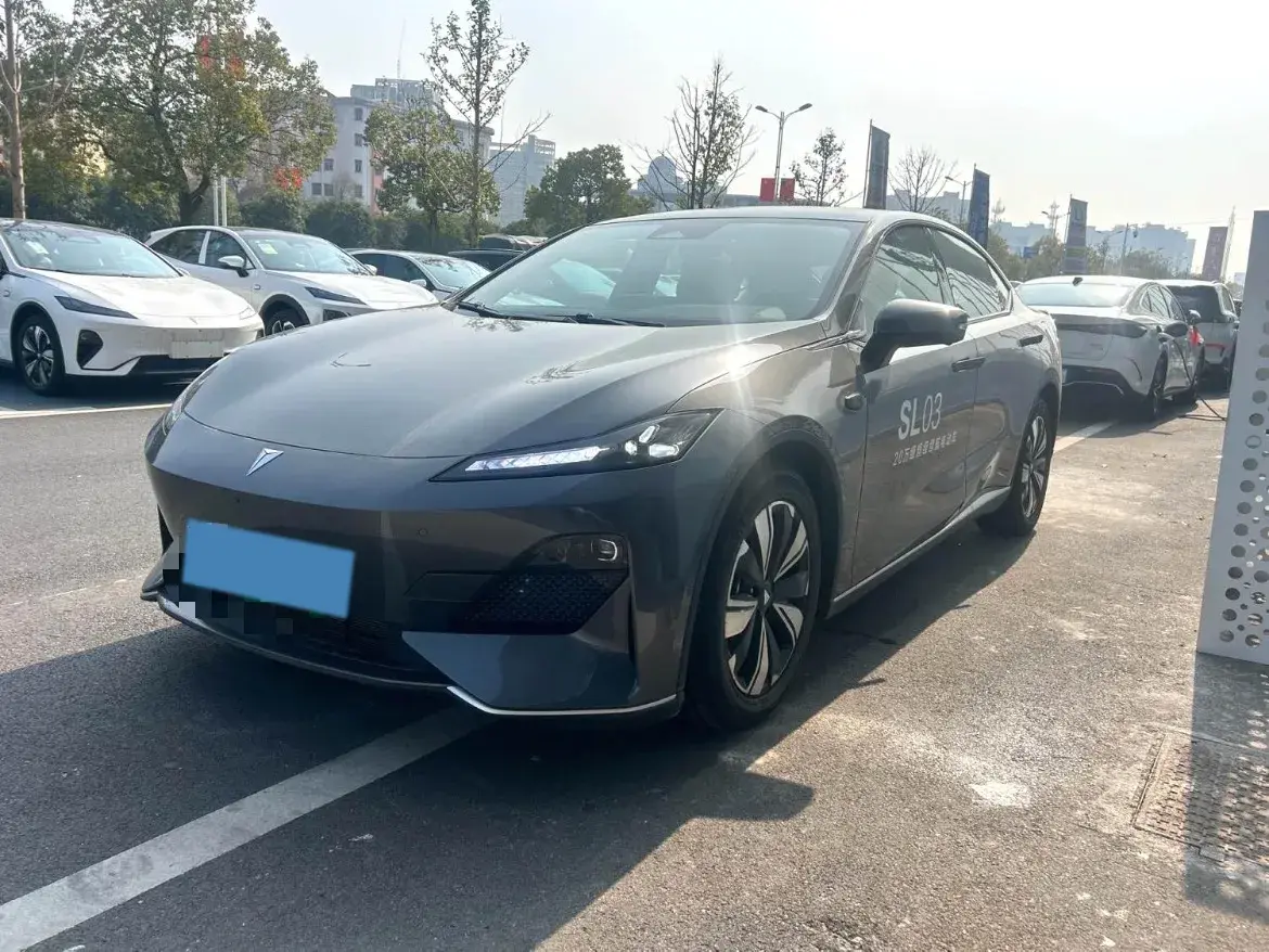 2025 Deepal SL03 1.5L 95HP L4 REEV 18.99KWH