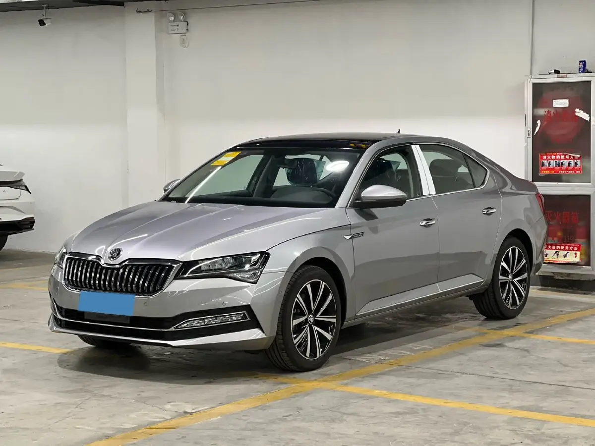2024 Skoda Superb 1.4T 150HP L4 7DCT