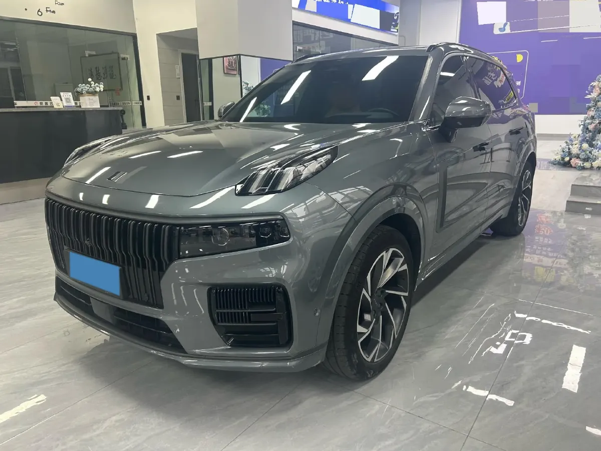 2021 Kia Carnival 2.0T 233HP L4 8AT,autocango,china used car exporter,china ev exporter,chinese used car exporter,chinese used ev exporter