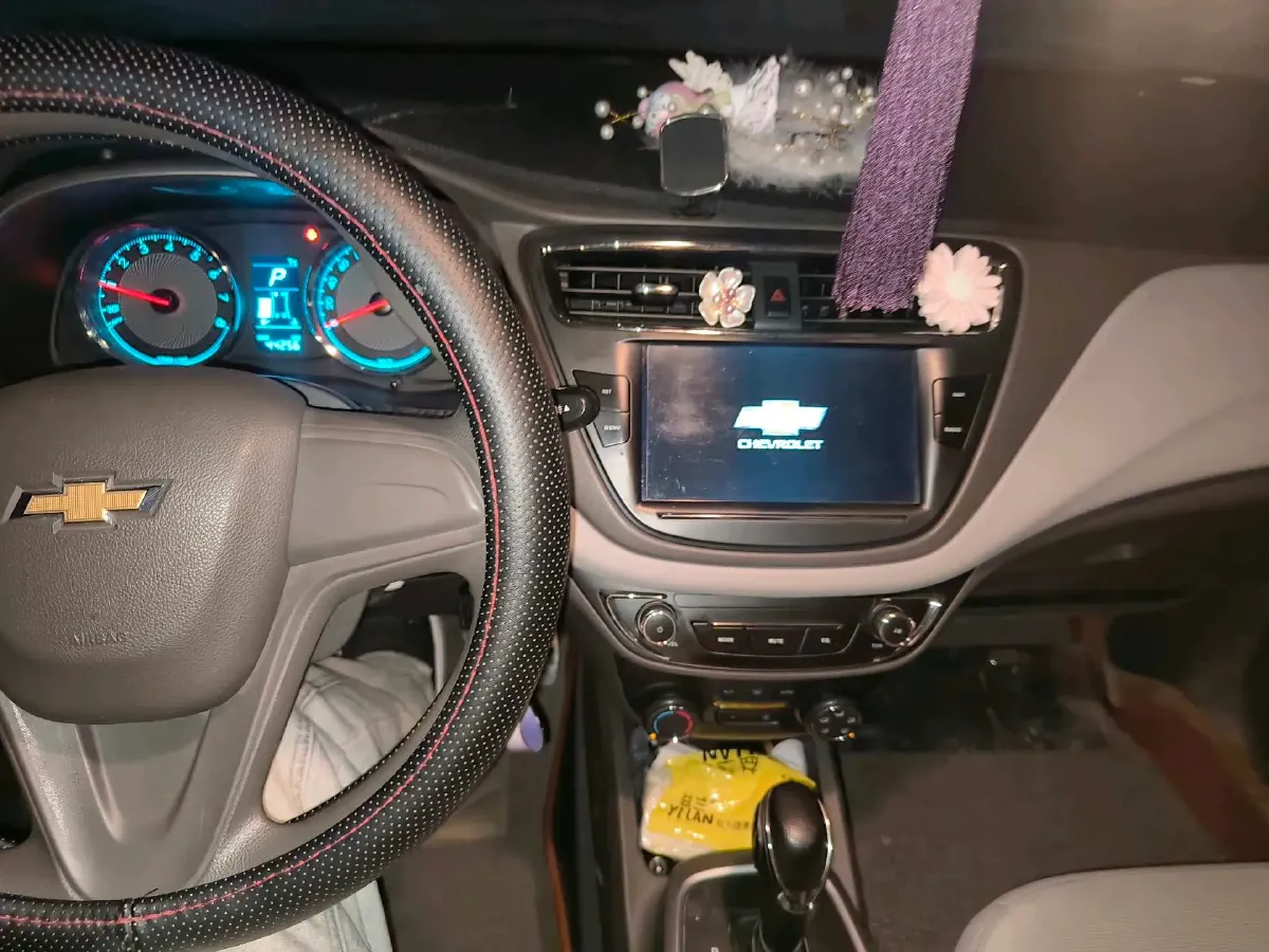 2018 Chevrolet Lova RV 1.5L 113HP L4 4AT,autocango,china used car exporter,china ev exporter,chinese used car exporter,chinese used ev exporter