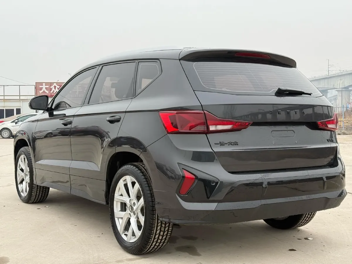 2024 Dongfeng RuiQi6 pro 2.3T 147HP L4 6MT,autocango,china used car exporter,china ev exporter,chinese used car exporter,chinese used ev exporter