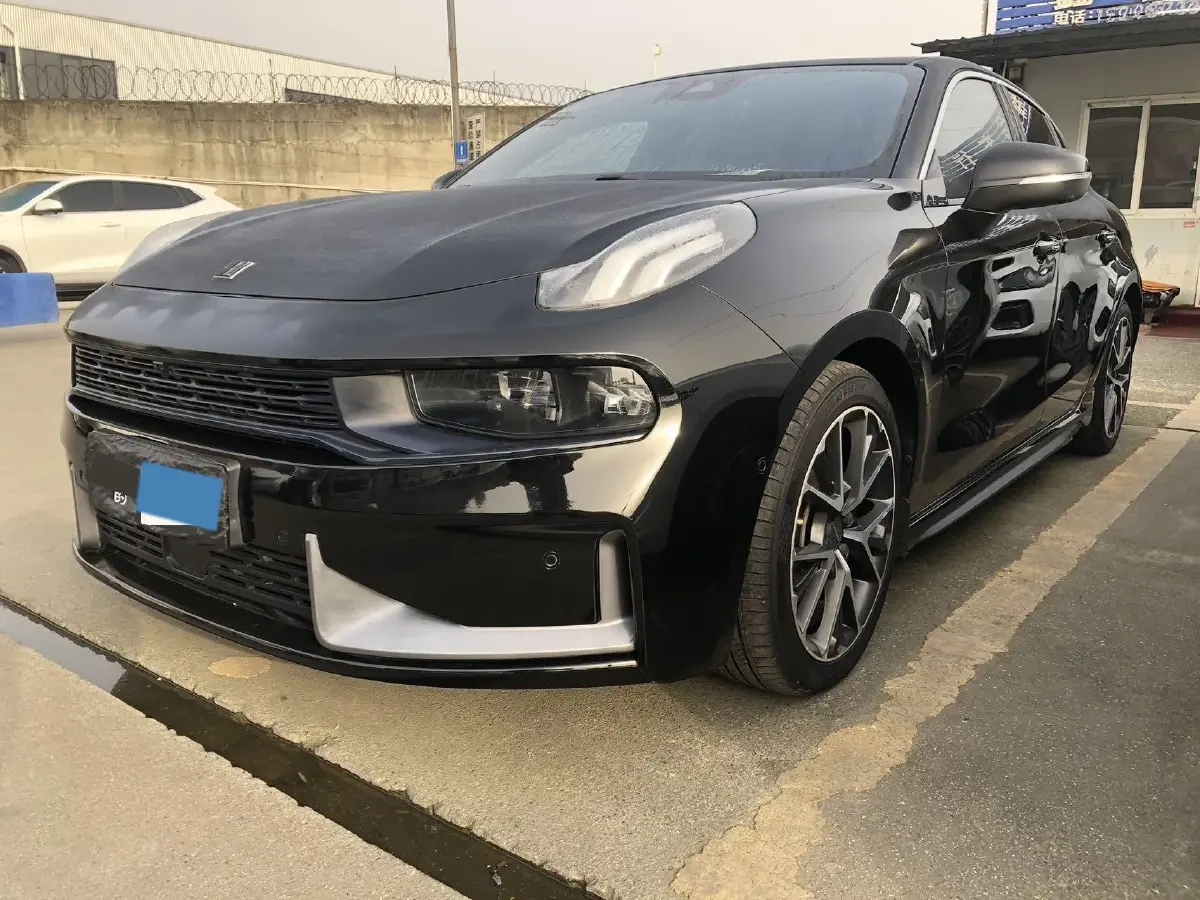 2019 LYNK&CO 01 2.0T 190HP L4 6AT