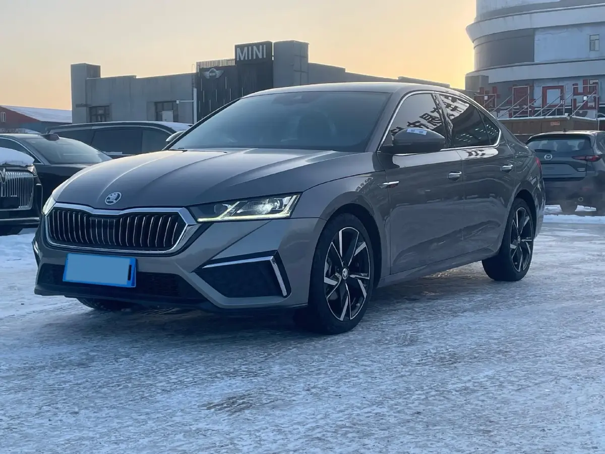 2022 Skoda Octavia 1.4T 150HP L4 7DCT
