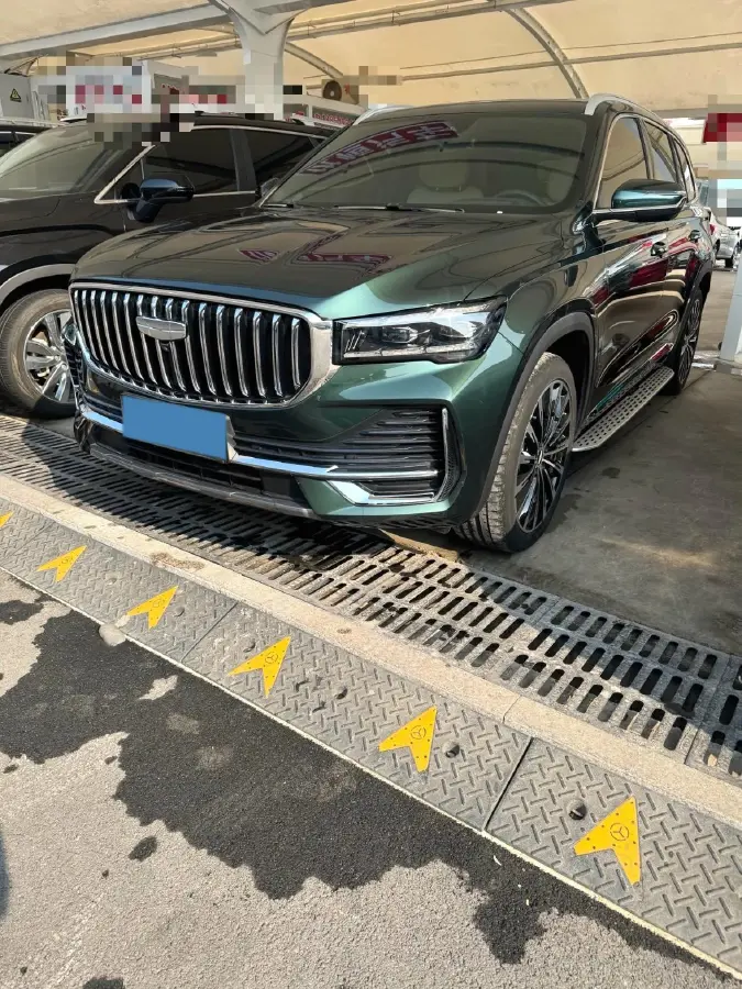 2025 Geely Monjaro 2.0T 238HP L4 8AT