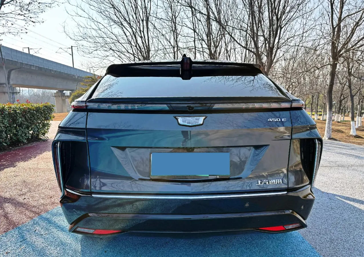 2022 Cadillac IQ Lyriq BEV 95.7KWH,autocango,china used car exporter,china ev exporter,chinese used car exporter,chinese used ev exporter