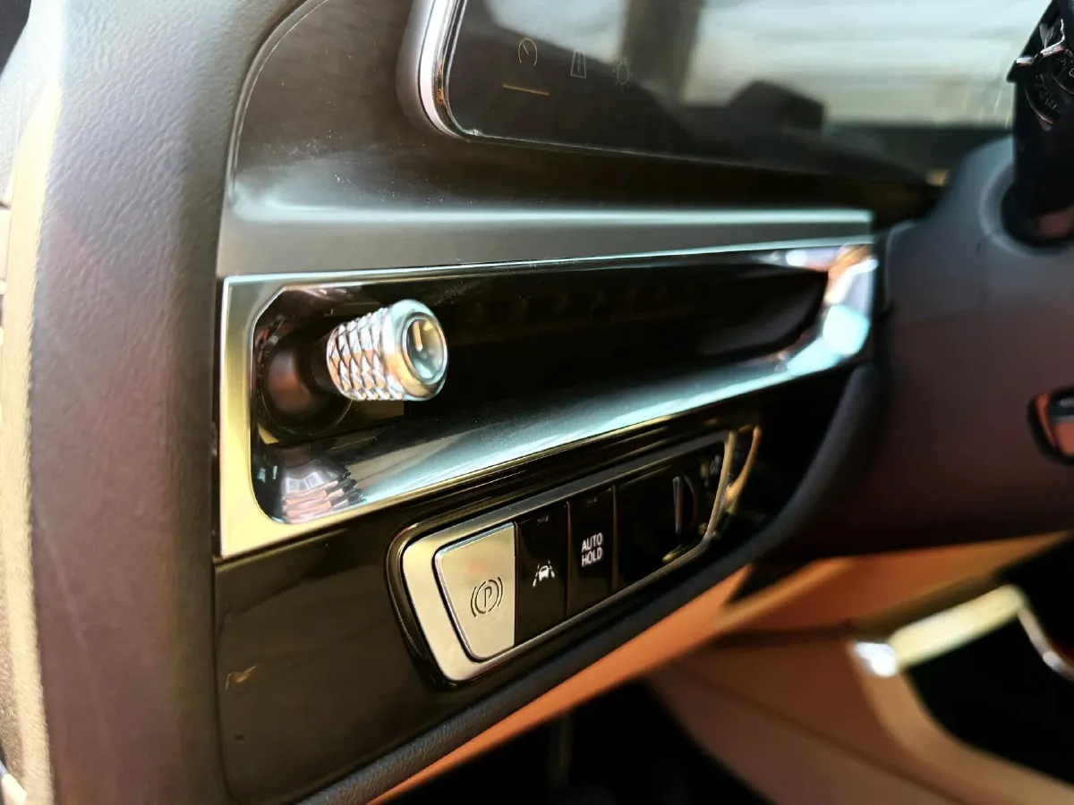 2022 Cadillac IQ Lyriq BEV 95.7KWH,autocango,china used car exporter,china ev exporter,chinese used car exporter,chinese used ev exporter