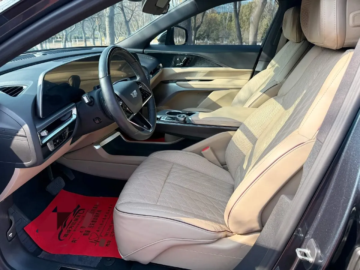 2022 Cadillac IQ Lyriq BEV 95.7KWH,autocango,china used car exporter,china ev exporter,chinese used car exporter,chinese used ev exporter