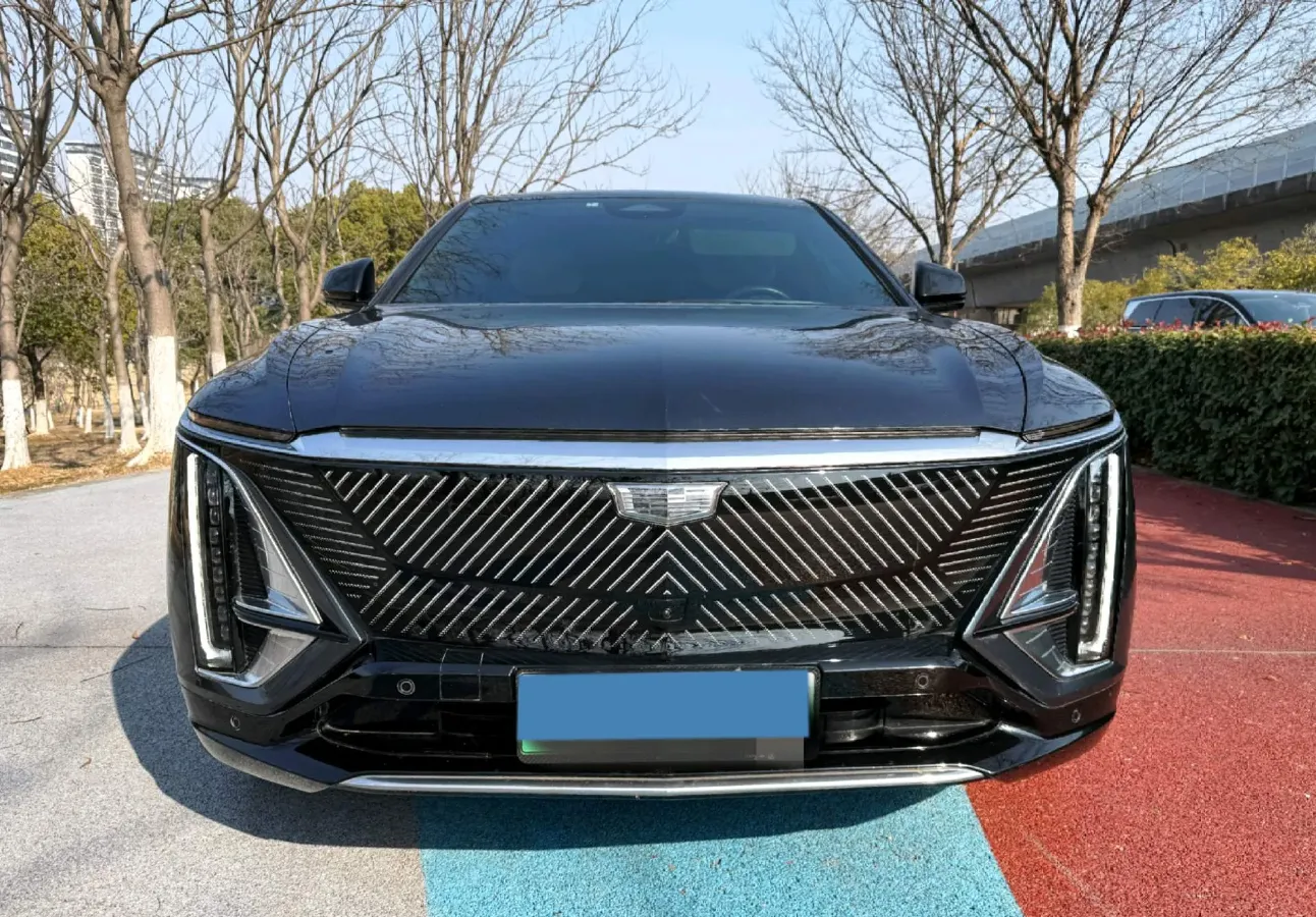 2022 Cadillac IQ Lyriq BEV 95.7KWH,autocango,china used car exporter,china ev exporter,chinese used car exporter,chinese used ev exporter