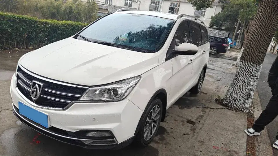 2019 BaoJun 730 1.5T 147HP L4 CVT