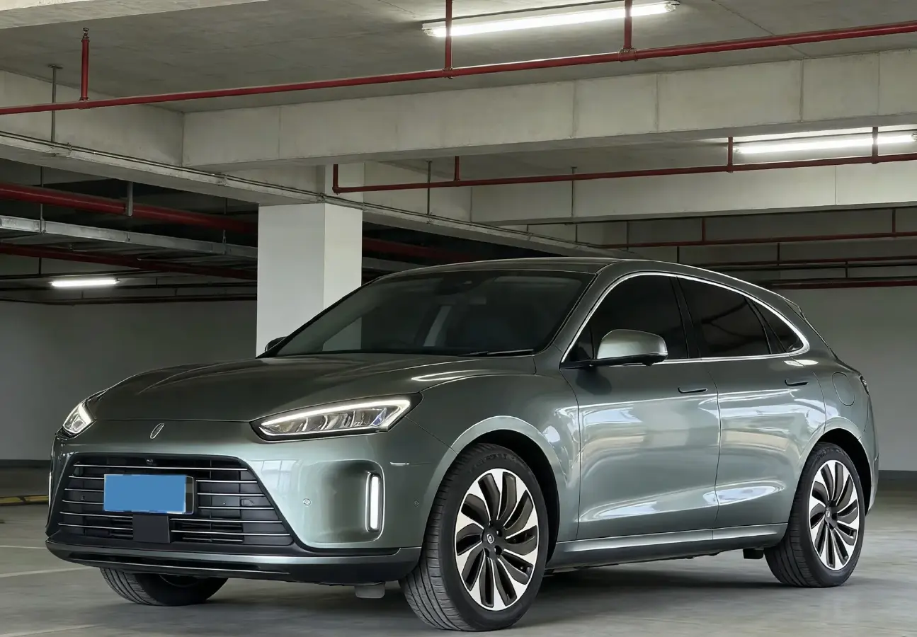 2022 Isuzu Mu-X 2.0T 220HP L4 8AT