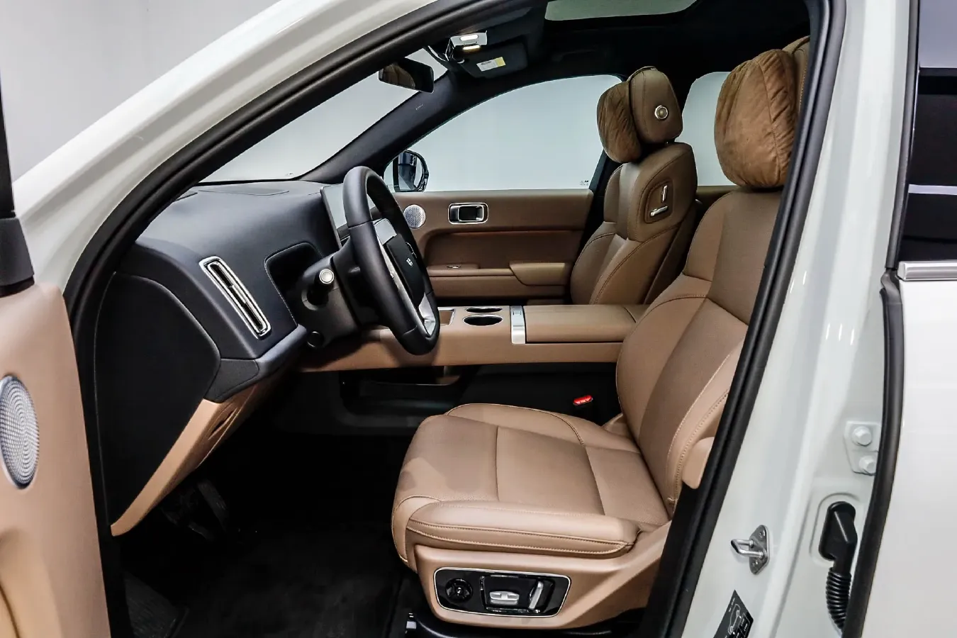 2025 Li L7 Range Extended 154HP REEV,autocango,china used car exporter,china ev exporter,chinese used car exporter,chinese used ev exporter