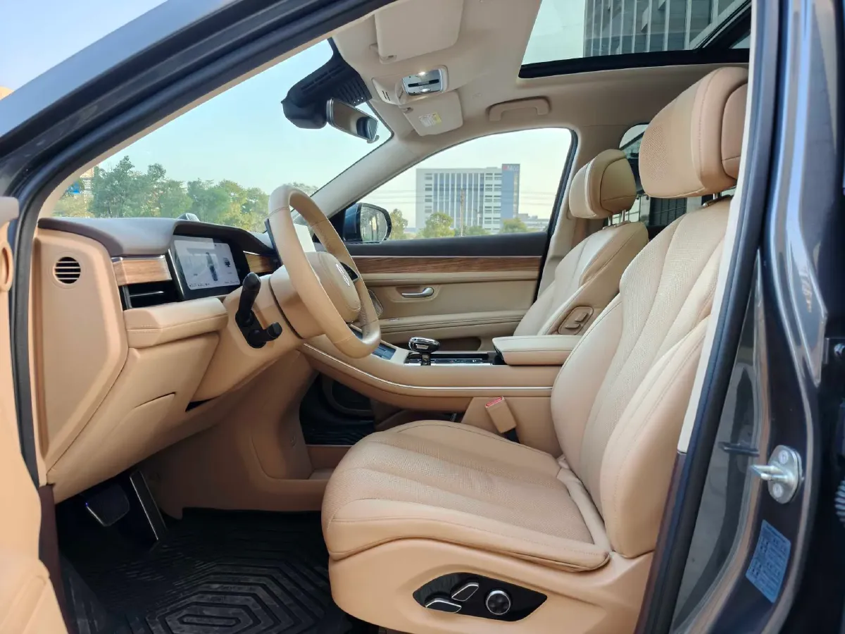 2024 Jaguar E-PACE 1.5T 200HP L3 8AT,autocango,china used car exporter,china ev exporter,chinese used car exporter,chinese used ev exporter