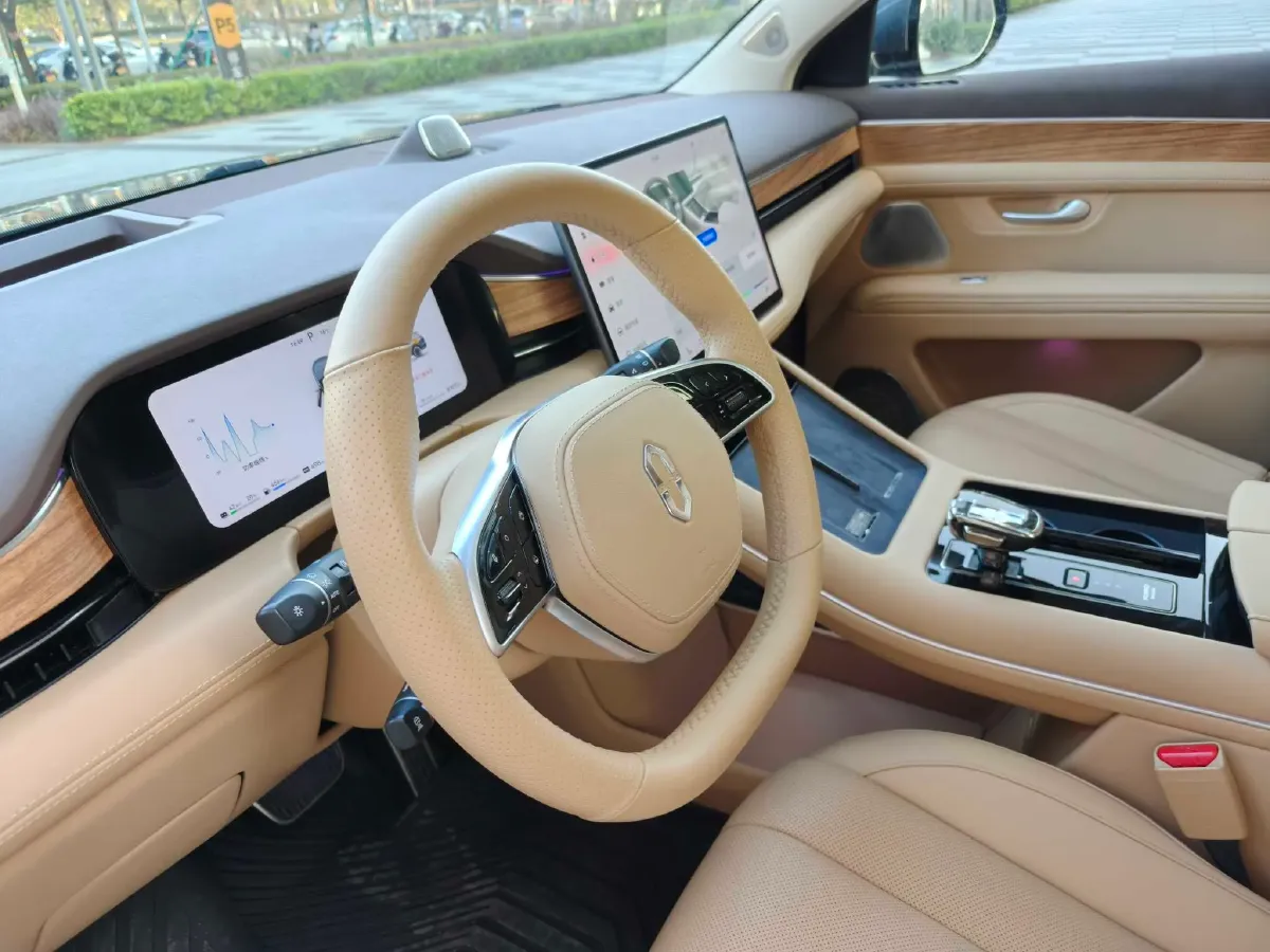 2024 Jaguar E-PACE 1.5T 200HP L3 8AT,autocango,china used car exporter,china ev exporter,chinese used car exporter,chinese used ev exporter