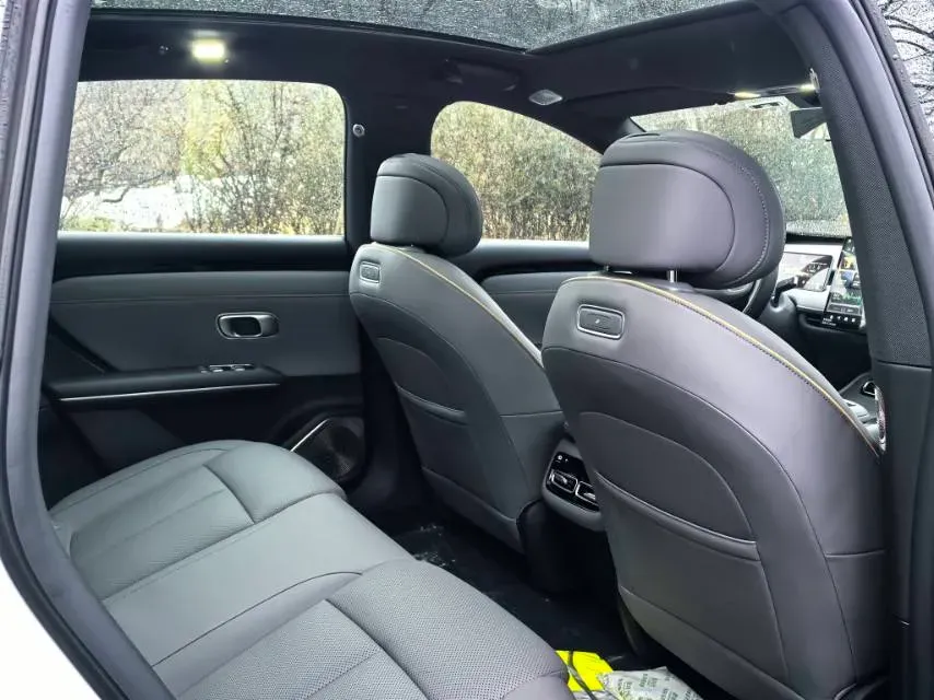 2026 ChangAn QiYuan A06 BEV,autocango,china used car exporter,china ev exporter,chinese used car exporter,chinese used ev exporter