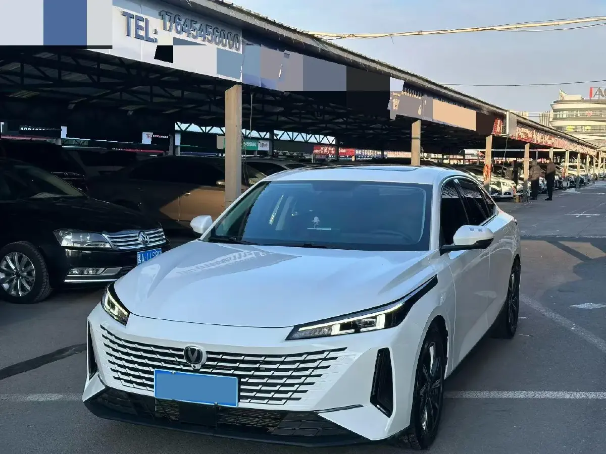 2023 ChangAn Lamore 1.5T 170HP L4 7DCT