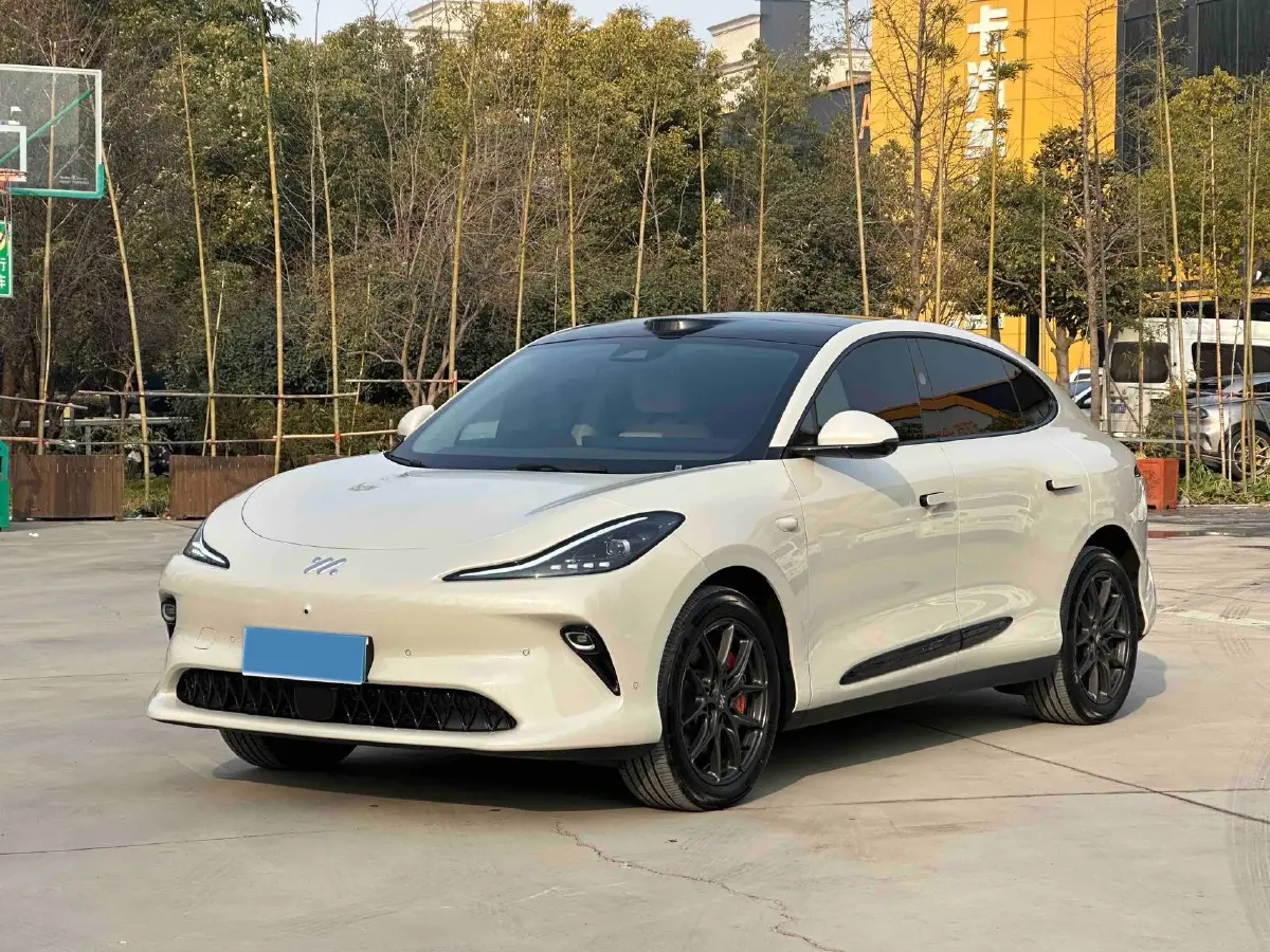 2025 IM LS6 BEV 75KWH