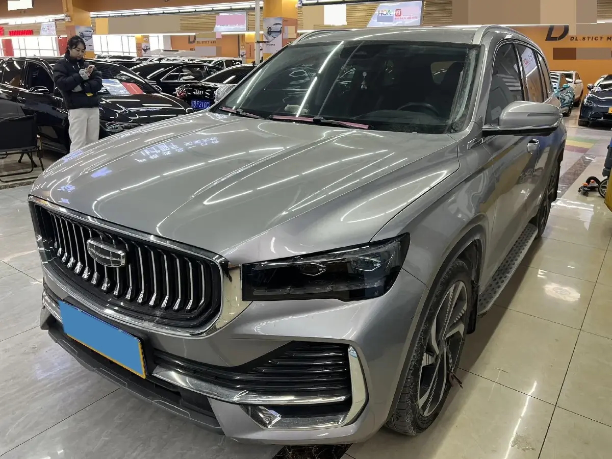 2023 Geely Monjaro 2.0T 238HP L4 8AT