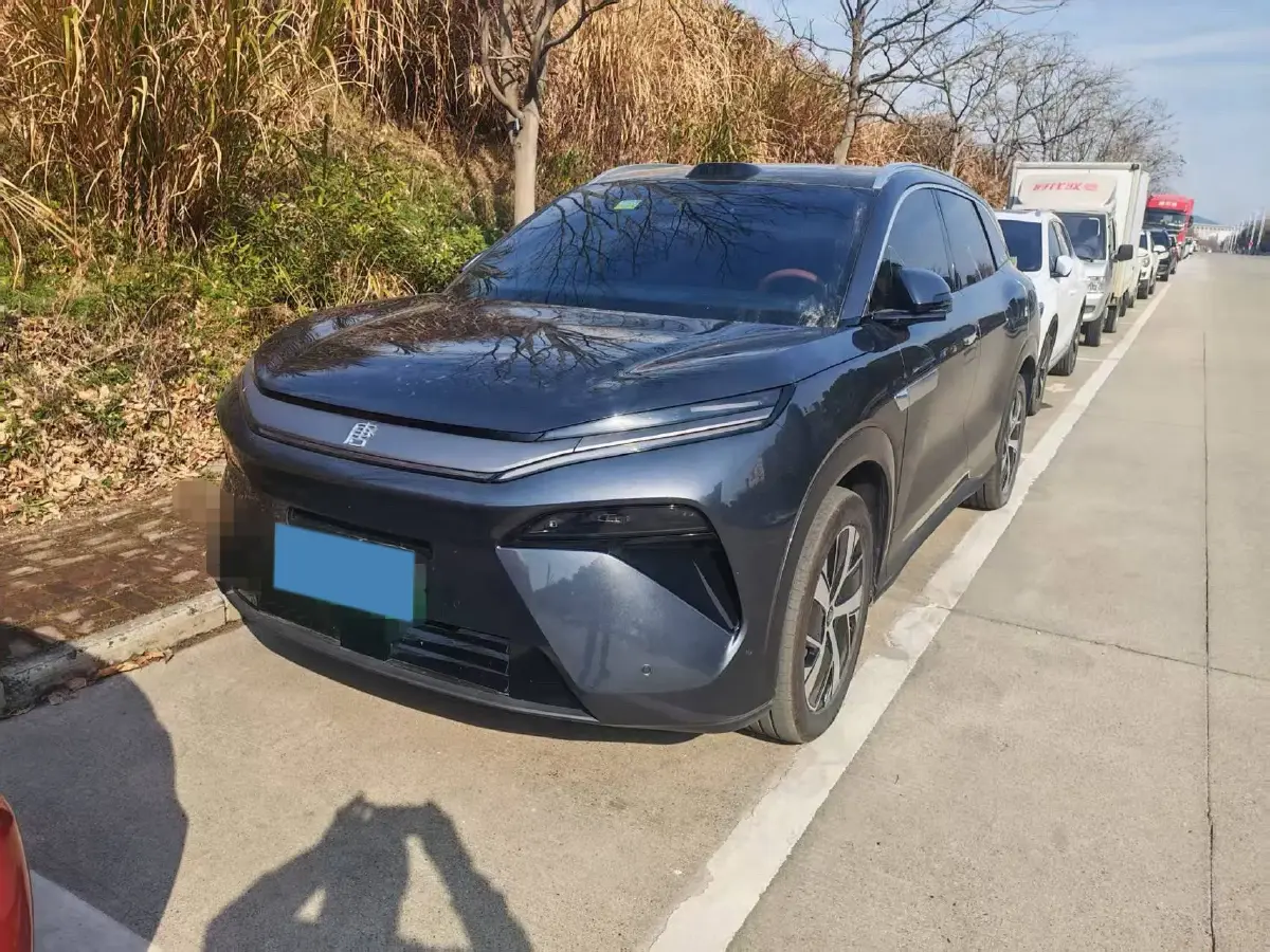 2025 BYD TangL 1.5T 156HP L4 E-CVT PHEV