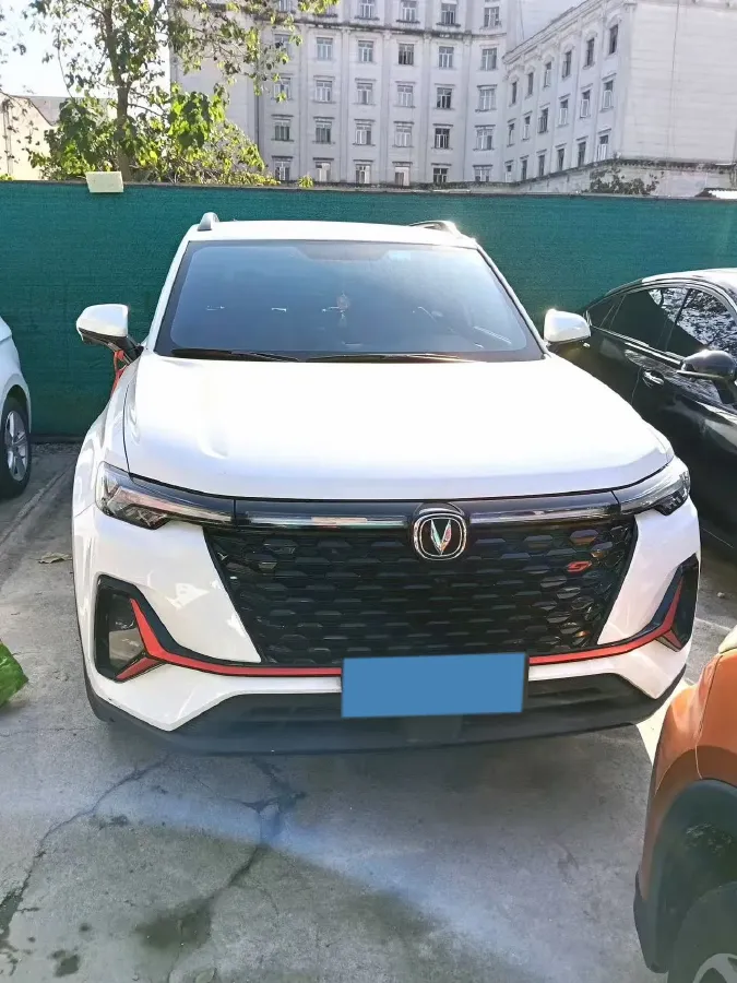 2021 ChangAn CS35 Plus 1.4T 160HP L4 7DCT,autocango,china used car exporter,china ev exporter,chinese used car exporter,chinese used ev exporter