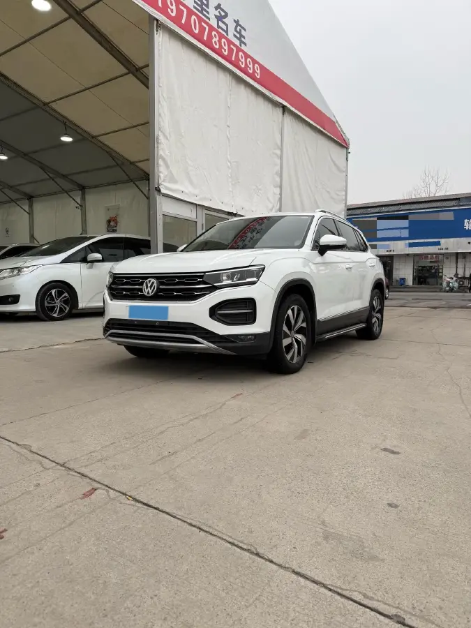 2019 Jeep Cherokee 2.0T 234HP L4 9AT