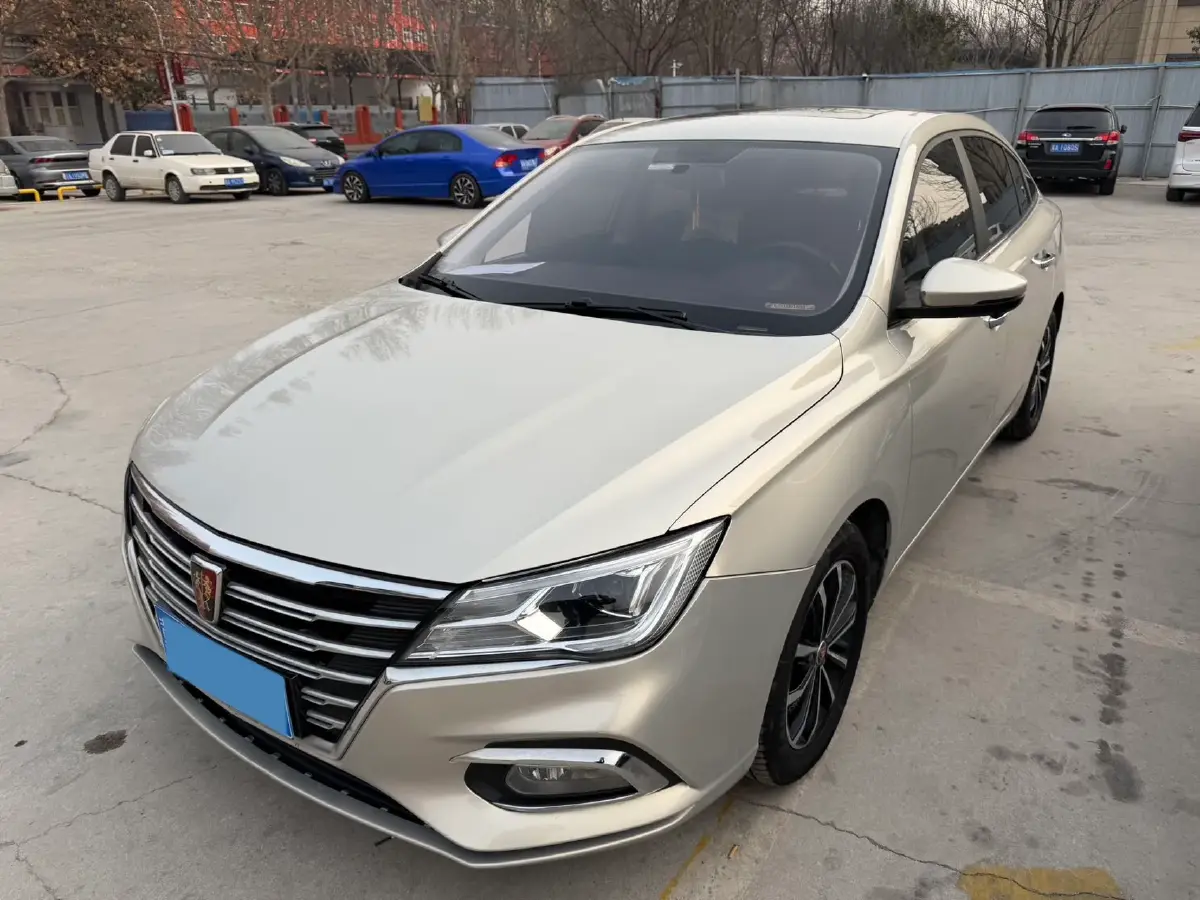 2020 Roewe i5 1.5L 120HP L4 CVT