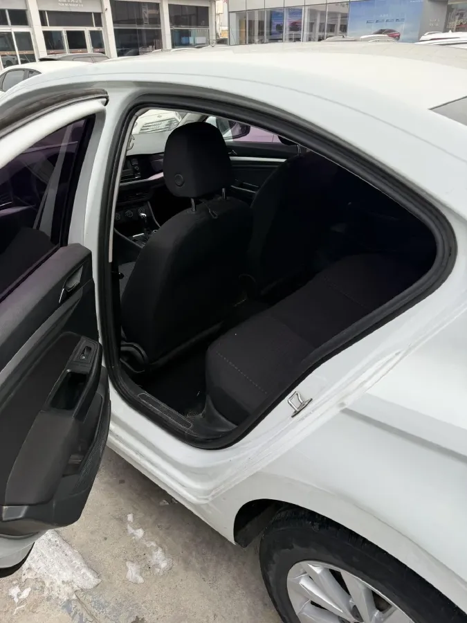 2019 Bestune T77 1.2T 143HP L4 7DCT,autocango,china used car exporter,china ev exporter,chinese used car exporter,chinese used ev exporter