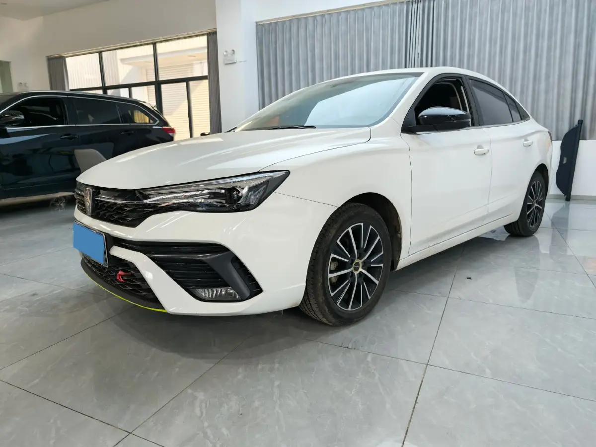 2021 Roewe i5 1.5L 120HP L4 5MT