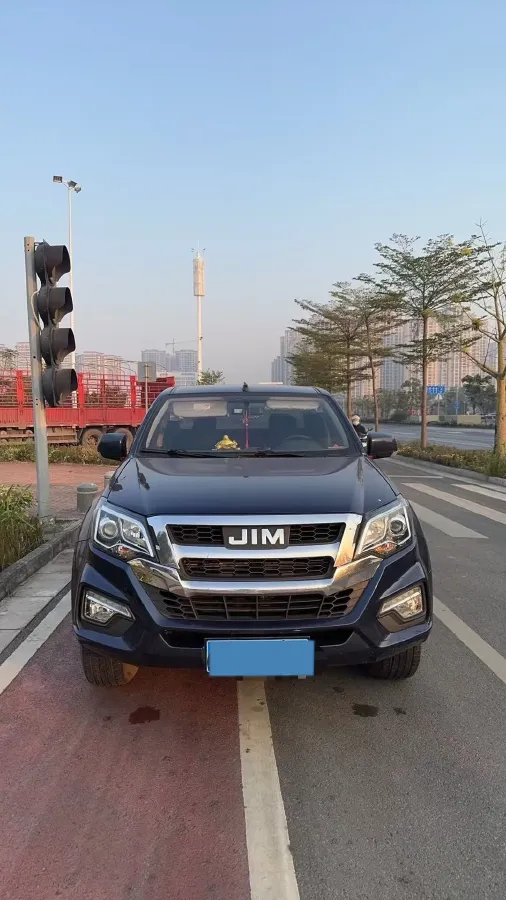 2020 JMC BaoDian 2.5T 140HP L4 5MT,autocango,china used car exporter,china ev exporter,chinese used car exporter,chinese used ev exporter