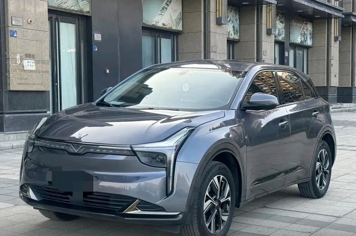 2022 Venucia Grand V 1.5T 190HP L4 7DCT,autocango,china used car exporter,china ev exporter,chinese used car exporter,chinese used ev exporter