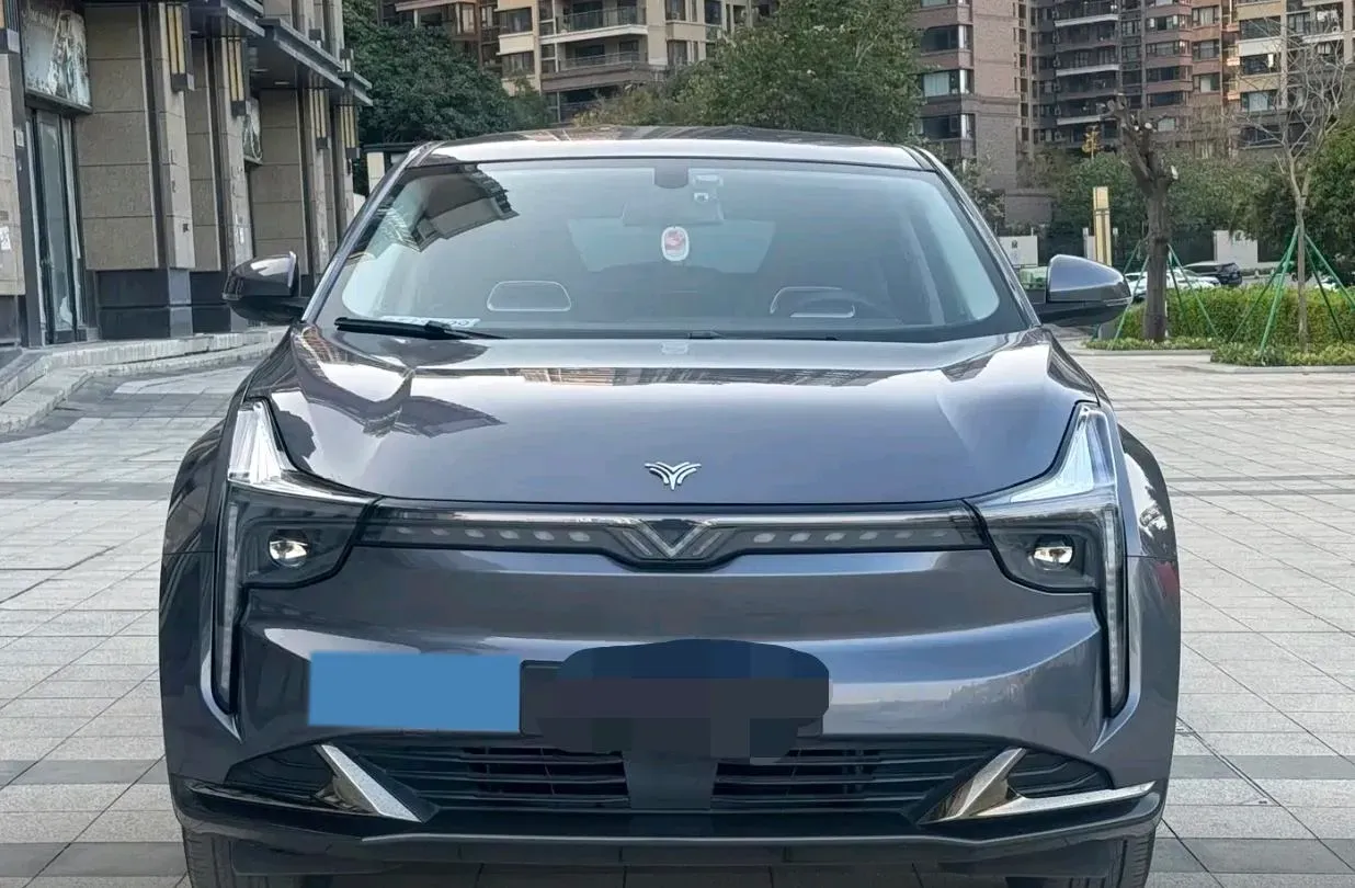 2022 Venucia Grand V 1.5T 190HP L4 7DCT,autocango,china used car exporter,china ev exporter,chinese used car exporter,chinese used ev exporter