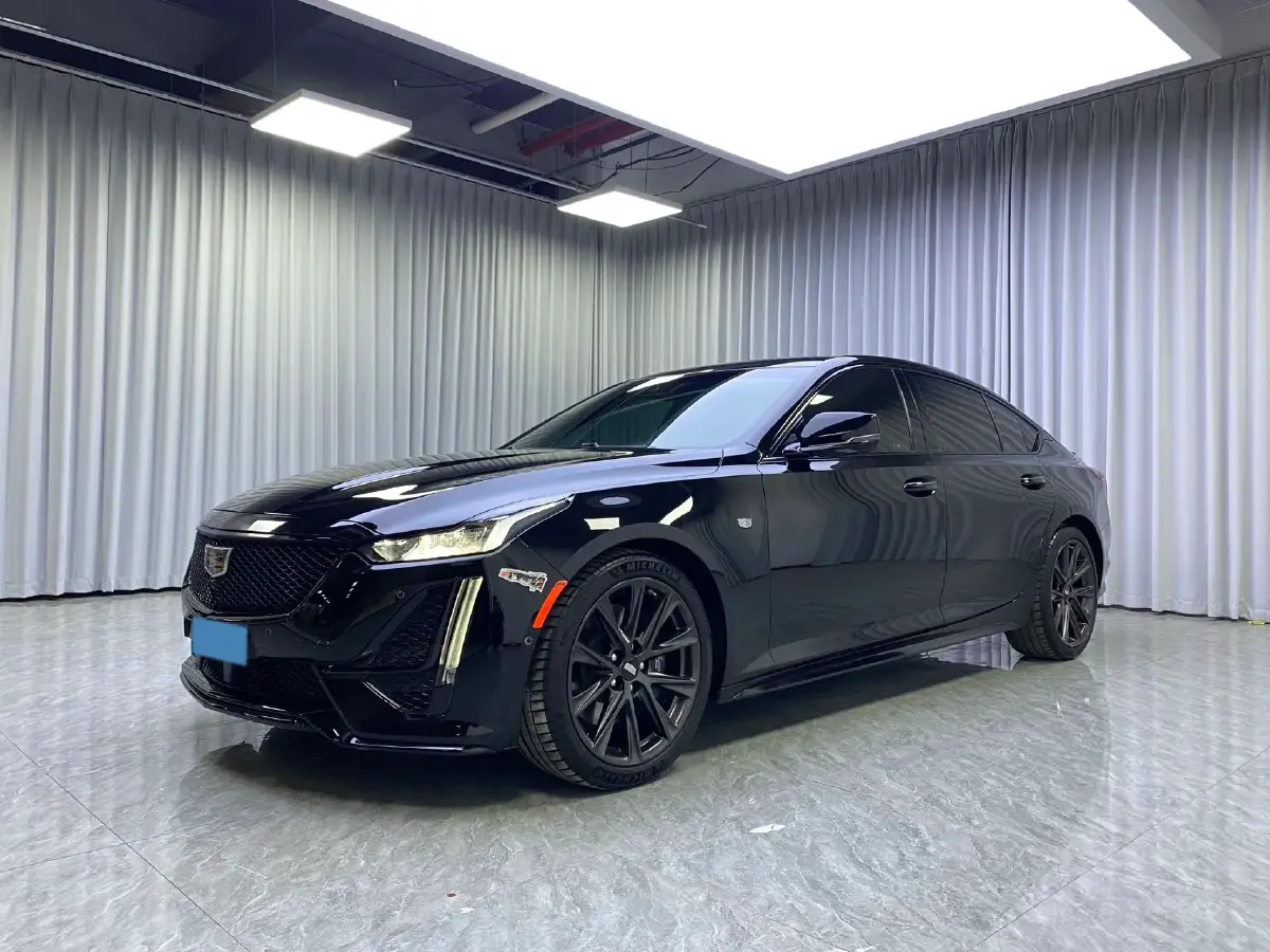 2020 Cadillac CT5 2.0T 241HP L4 10AT