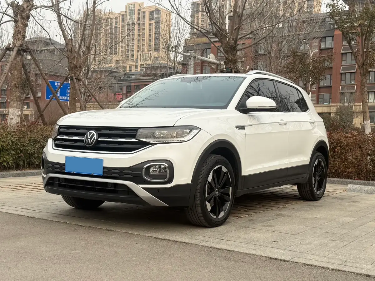 2023 Volkswagen Tacqua 1.2T 116HP L4 7DCT